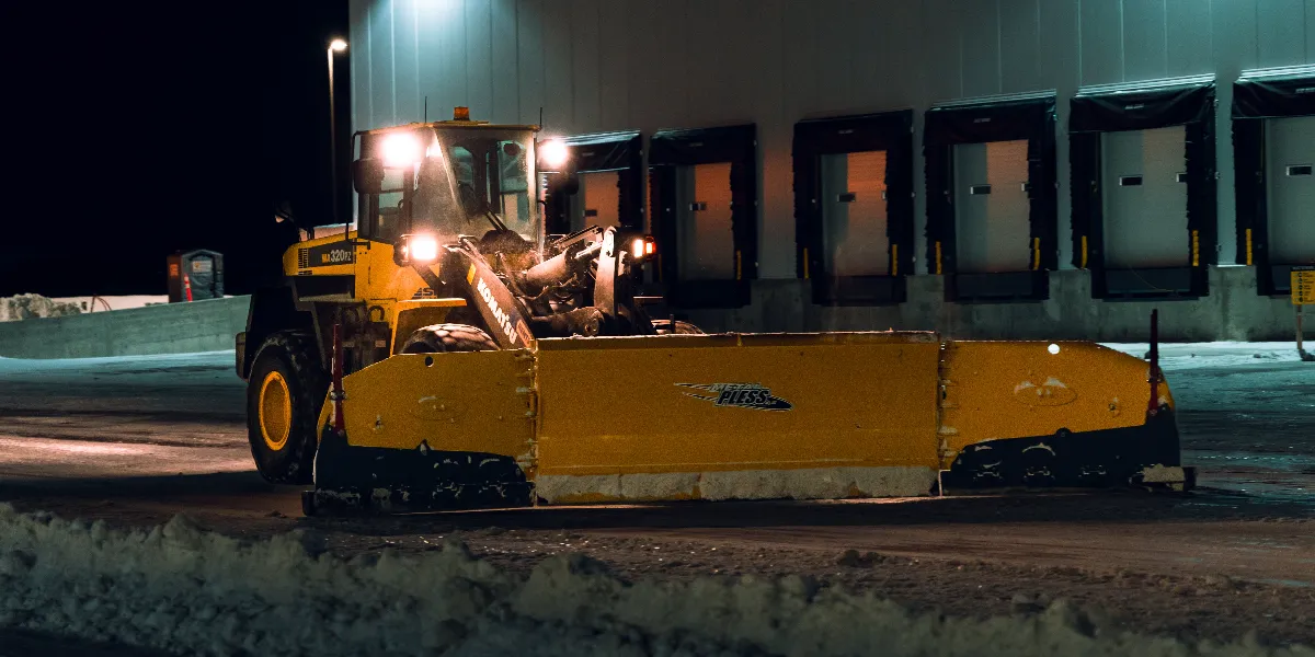Choosing a snow removal contractor in Winnipeg.